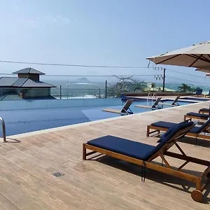 https://home-club-em-picarras.santa-catarina-brasil.com